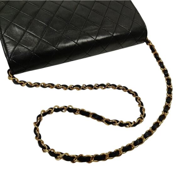 💎✨AUTHENTIC✨💎CHANEL Shoulder Bag Black - Picture 3 of 8